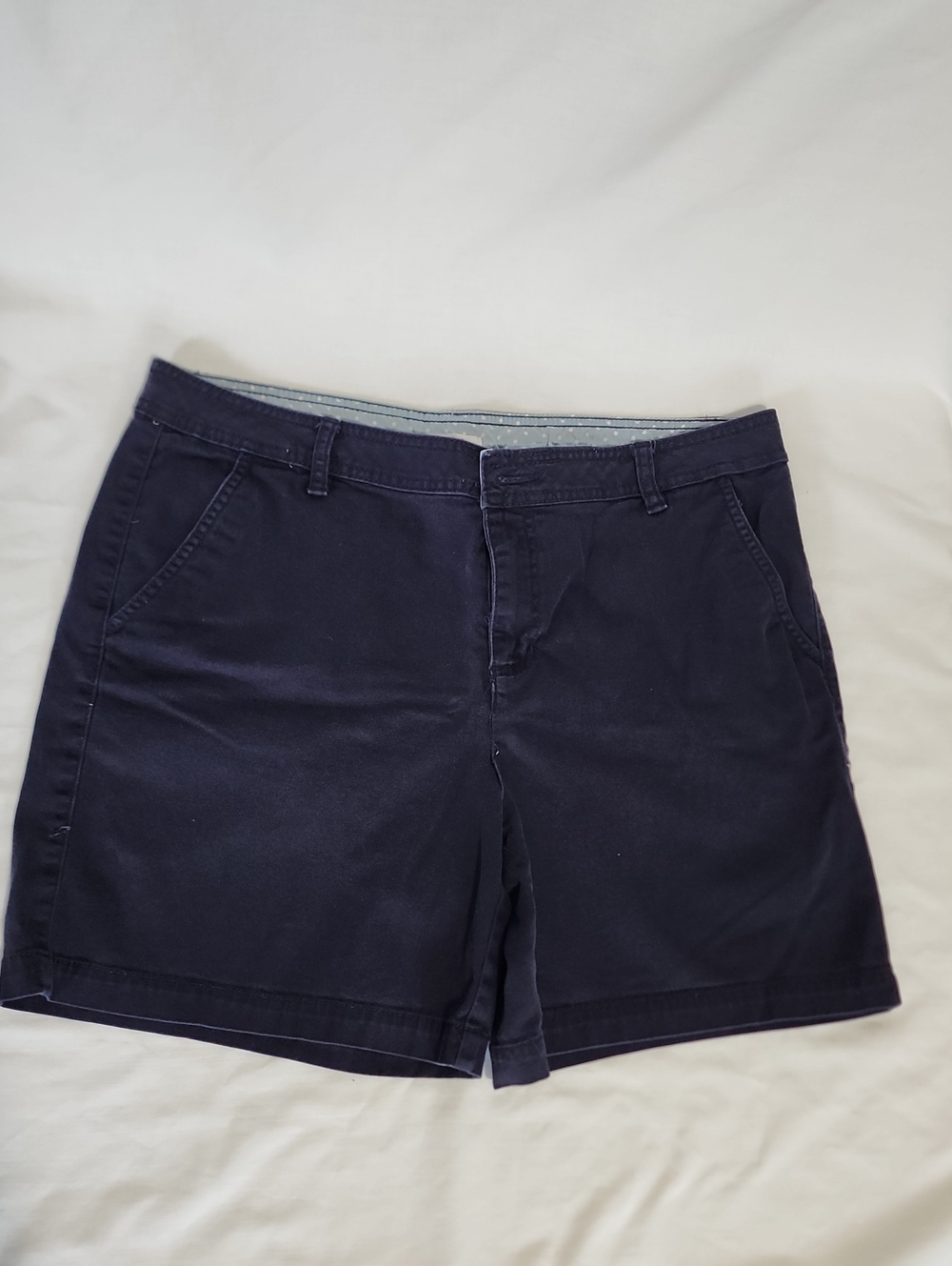 Liz Claiborne Navy Stretch Shorts